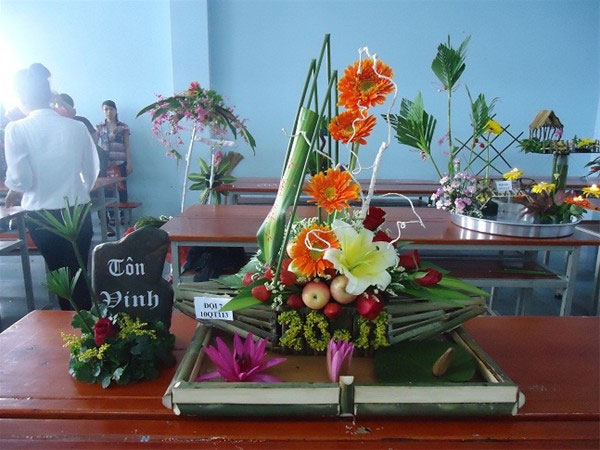 Bài thuyết trình hay cho hội thi cắm hoa 8-3 Bài thuyết trình mẫu hay cho hội thi cắm hoa 8-3