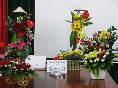 Tổng hợp mẫu cắm hoa đẹp cho ngày Quốc tế Phụ nữ