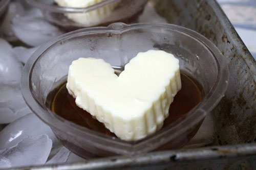 Làm bánh flan rau câu Cách làm bánh flan rau câu vừa đẹp vừa ngon