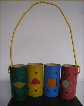 Cách làm đèn lồng bằng lõi giấy vệ sinh 