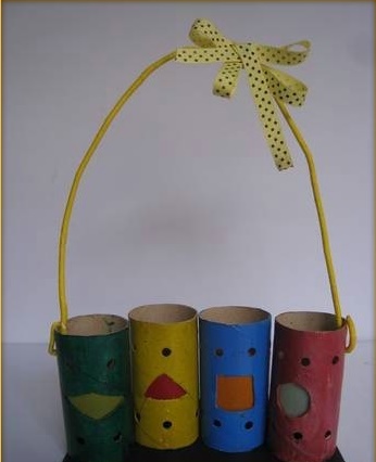 Cách làm đèn lồng bằng lõi giấy vệ sinh 