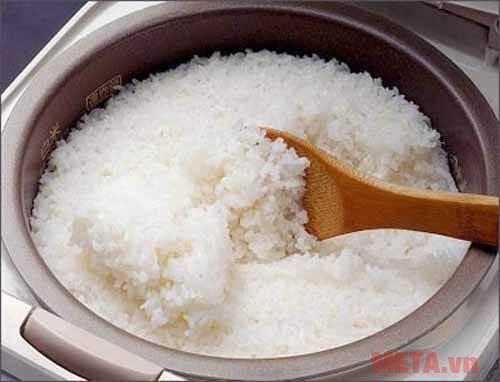 Cách bảo quản cơm nguội lâu thiu vừa tiết kiệm lương thực, lại đảm bảo sức khỏe cho cả nhà.