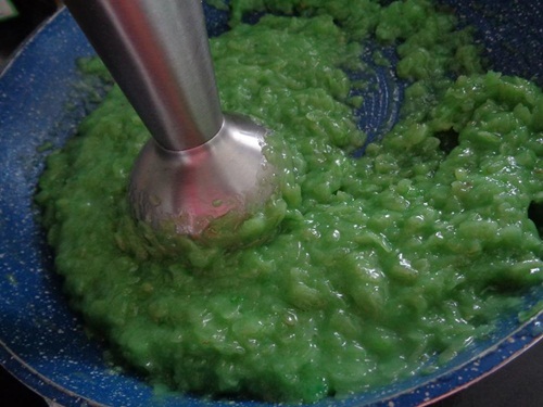 Hướng dẫn làm bánh Trung thu dẻo nhân cốm  Cách làm bánh trung thu dẻo nhân cốm ai cũng khen ngon