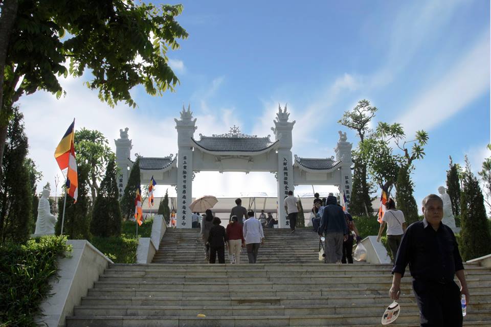 Bài cúng Đức Thánh Trần  Văn khấn cúng lễ Đức Thánh Trần