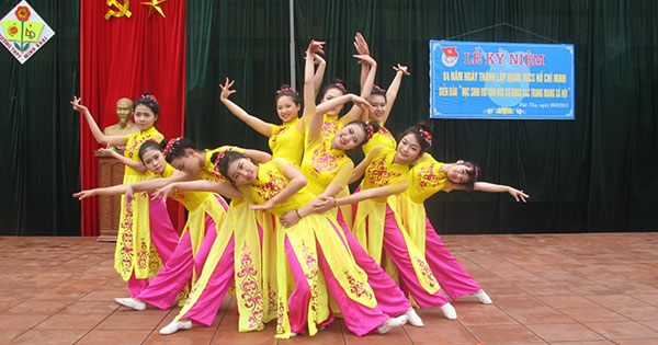 Bế mạc văn nghệ