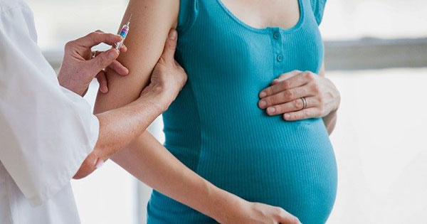 Bà bầu có nên đi chùa đầu năm