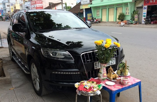 Văn khấn cúng xe ô tô