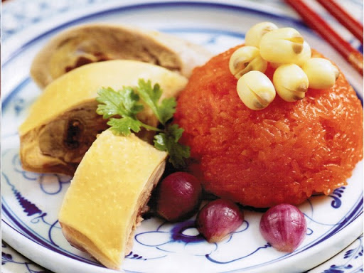 Mùng 1 nên ăn gì may mắn