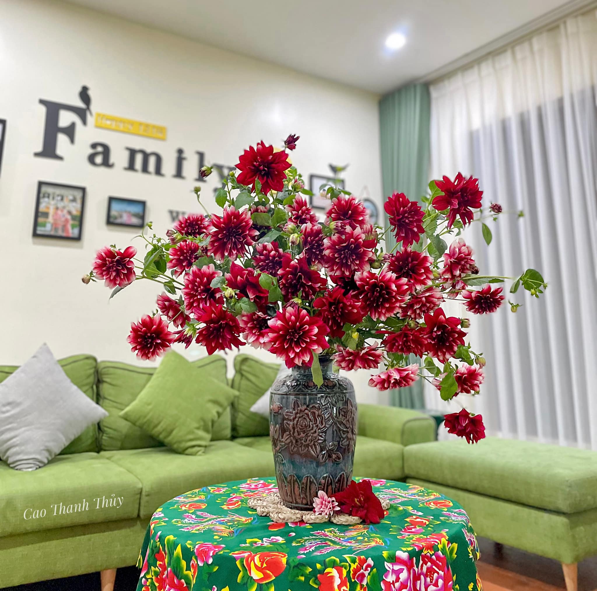 Cách cắm hoa thược dược