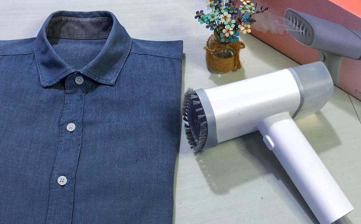 Cách làm phẳng áo sơ mi bằng máy sấy tóc