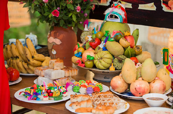 Mâm cỗ Trung Thu cho học sinh đơn giản