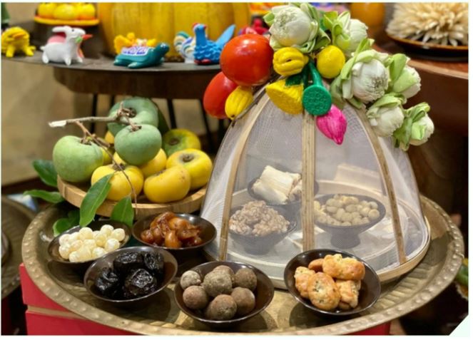 Mâm cỗ Trung thu bằng bánh kẹo