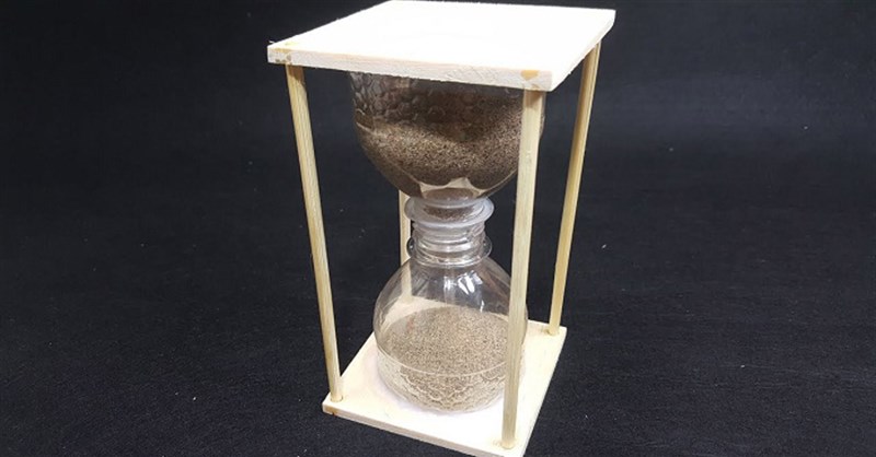 2 Cách làm đồng hồ cát bằng chai nhựa và chai thủy tinh đơn giản