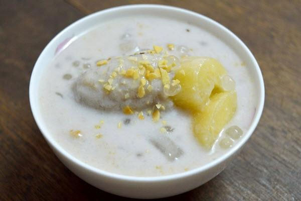 Chè chuối khoai mì