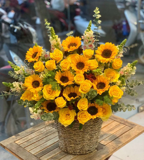  Mẫu hoa chúc mừng ngày Doanh Nhân Việt Nam 