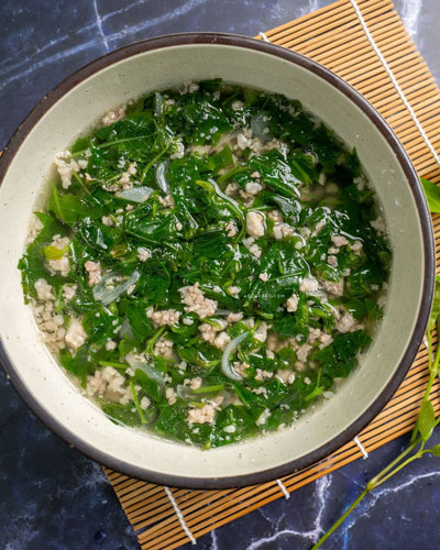 Cách nấu canh rau ngót thịt băm