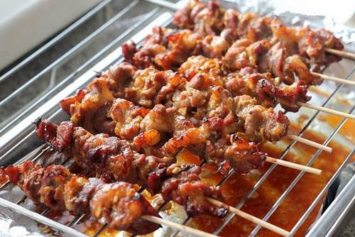 Nướng thịt bằng lò vi sóng