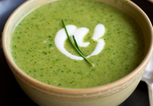 Cháo cua đồng cho bé với rau mồng tơi và mướp