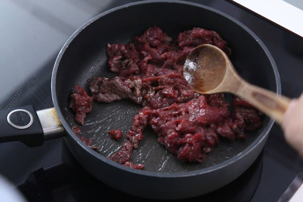 Cách làm gỏi bò bóp thấu