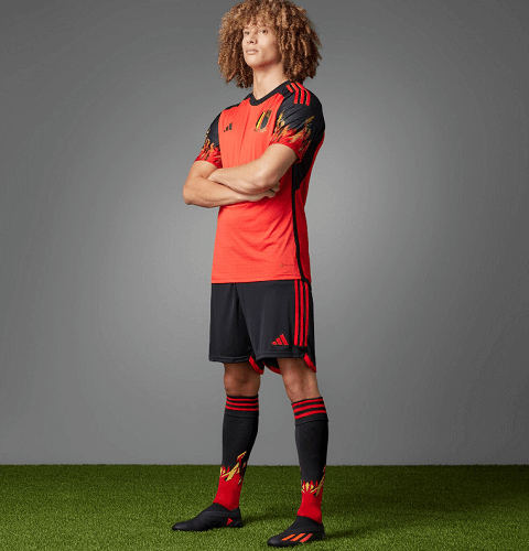 Áo đấu sân nhà đội tuyển Bỉ tại vòng loại World Cup 2022 châu Âu. Áo đấu sân nhà đội tuyển Bỉ tại vòng bảng World Cup 2022