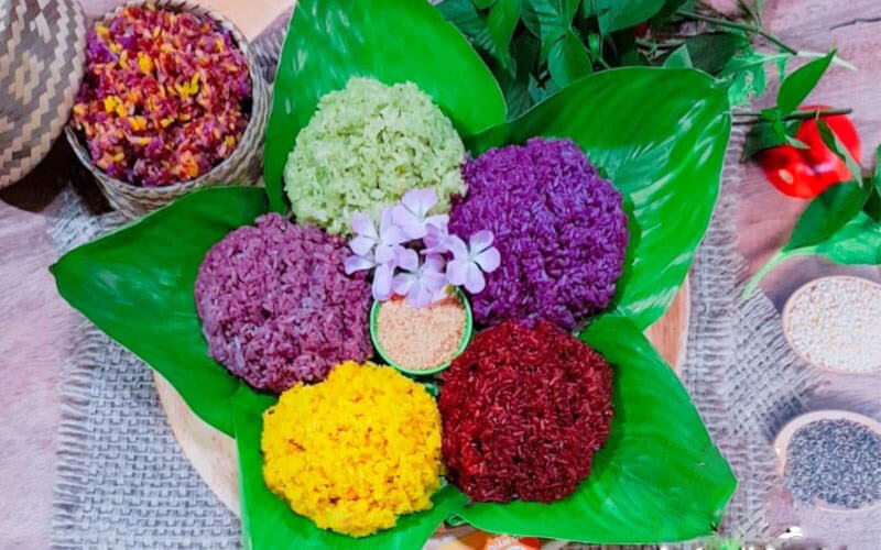 Xôi gạo nếp mới cúng Tết Hạ Nguyên