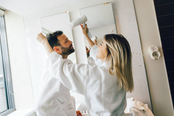 Cách sấy tóc cho bạn trai