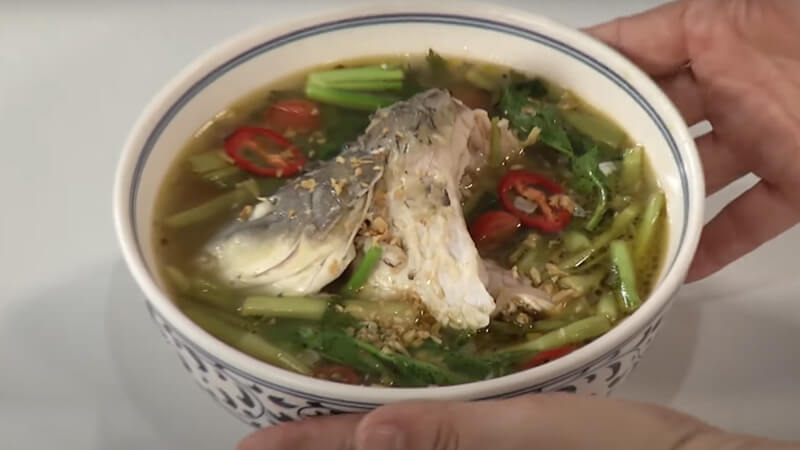 Canh rau cần nấu cá