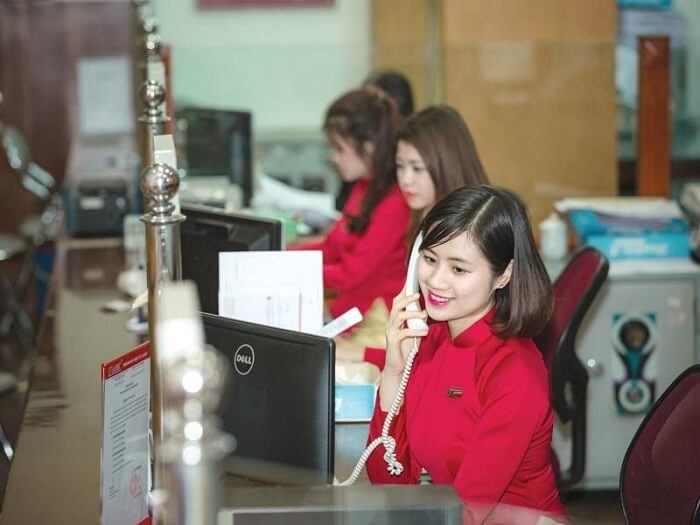 Khách hàng vẫn có thể dùng thẻ và ngân hàng số Agribank vào dịp Tết