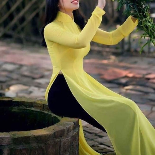 Tuổi Sửu nên mặc gì Tết 2024 để may mắn?