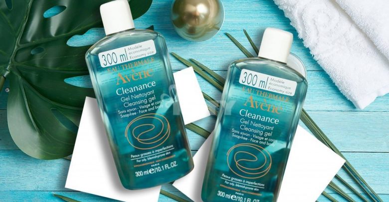 Có được mang sữa rửa mặt lên máy bay không?