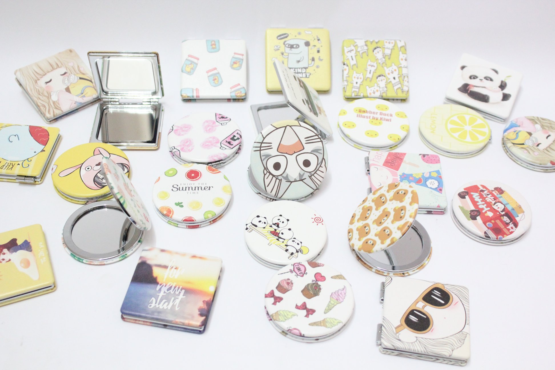 Có được mang gương lên máy bay không?