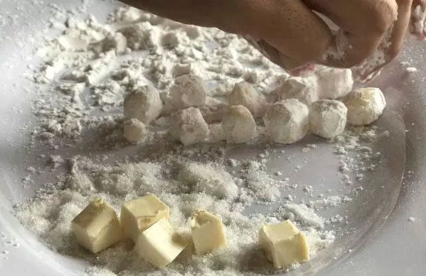 Cách làm trân châu phô mai không cần đường bột