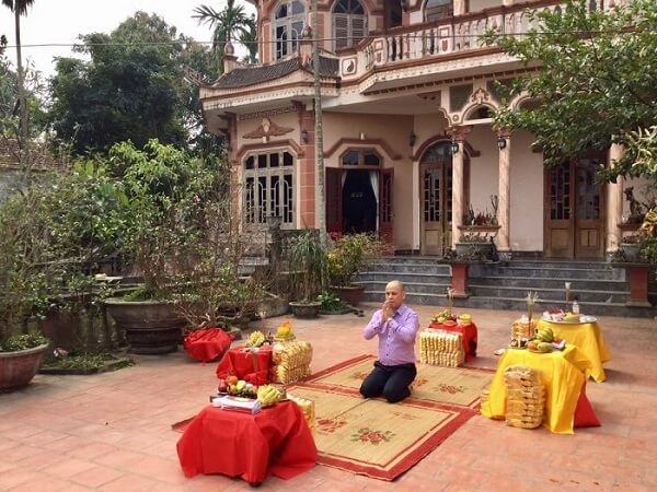 Văn khấn rằm tháng Giêng ngoài trời