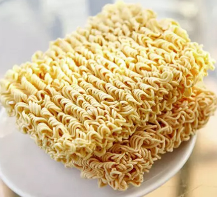 Hoàn thành mì cay kim chi