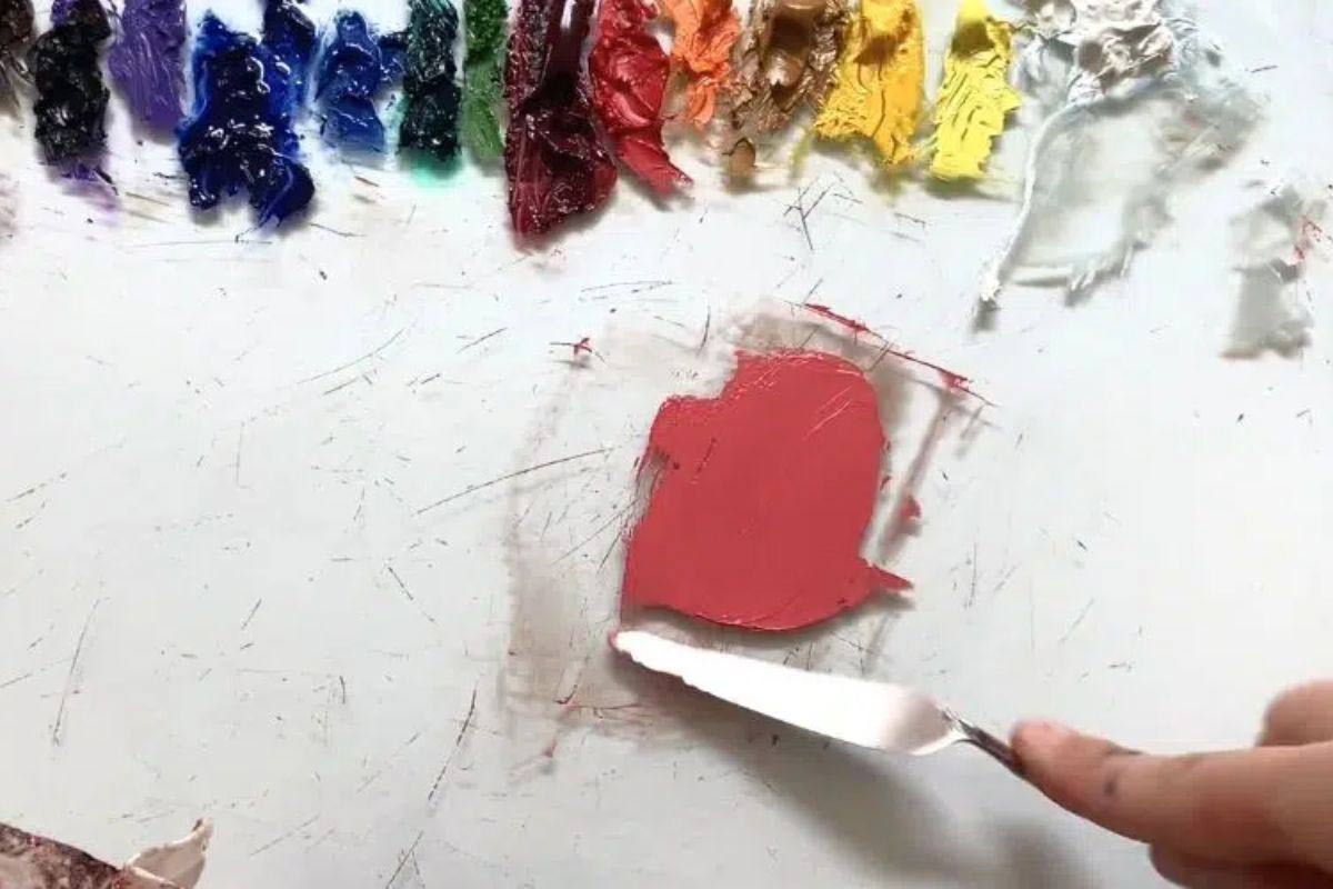 Pha màu đỏ nhạt