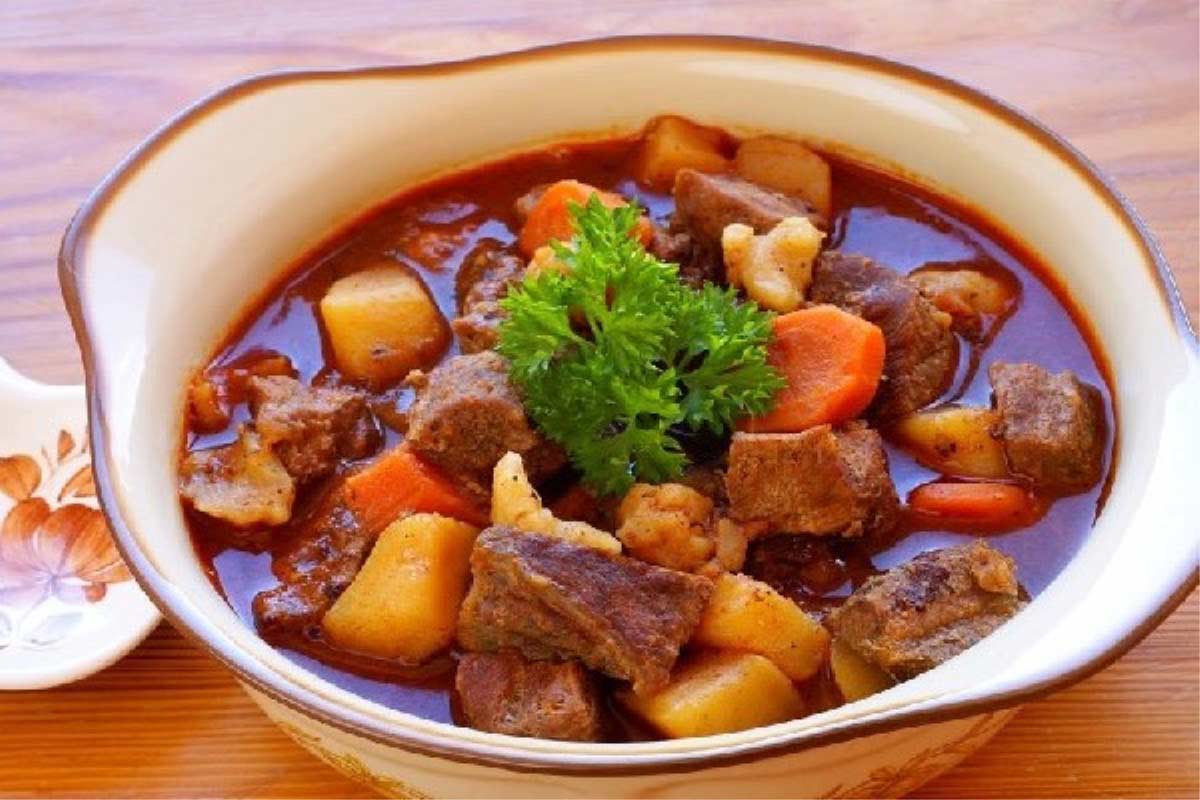 Thành phẩm món trâu sốt vang