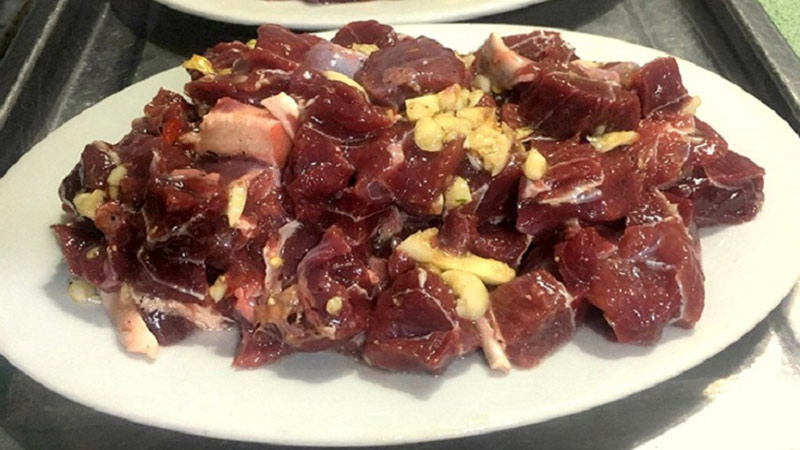 Ướp thịt trâu