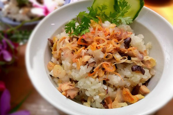 Thành phẩm món xôi gà nấm ngon tuyệt