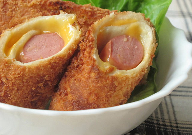 Thành phẩm món xúc xích phô mai nướng bằng nồi chiên không dầu