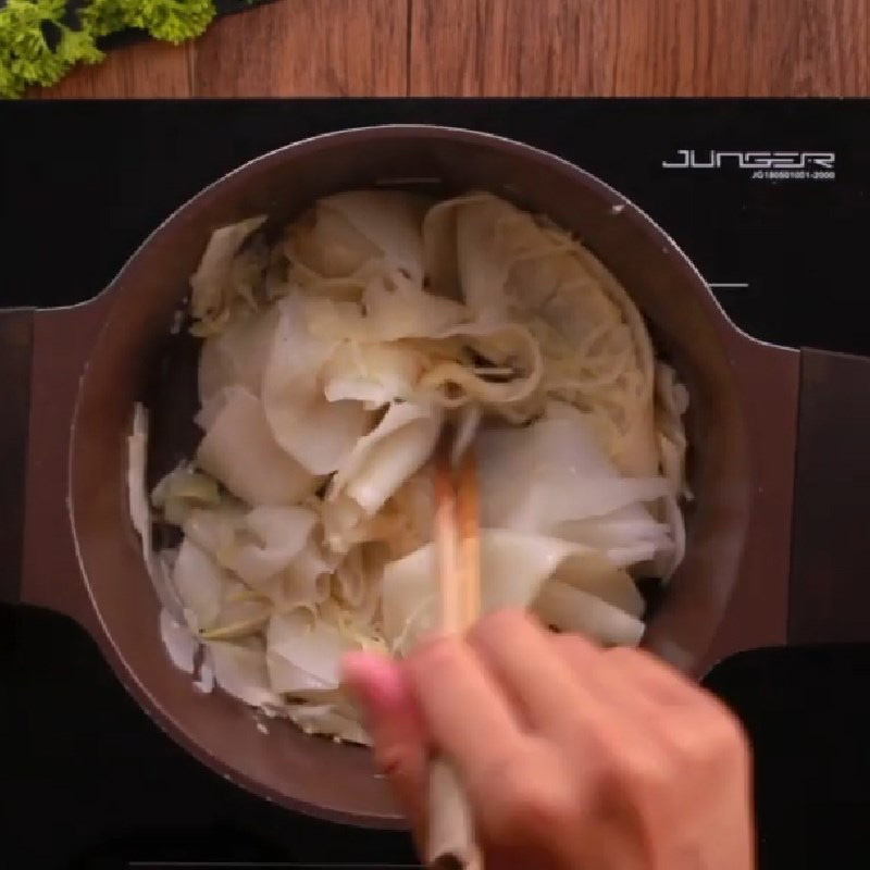 Sơ chế các nguyên liệu