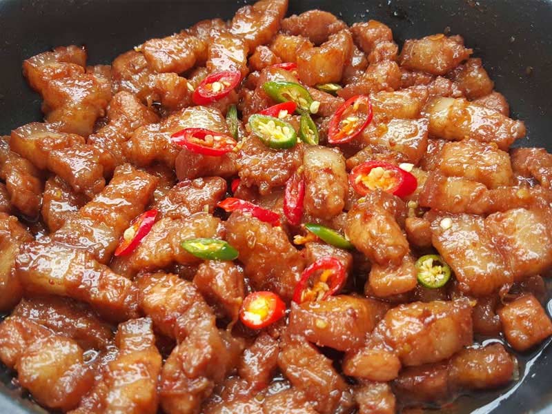 Thành phẩm món thịt kho mắm ruốc ngon