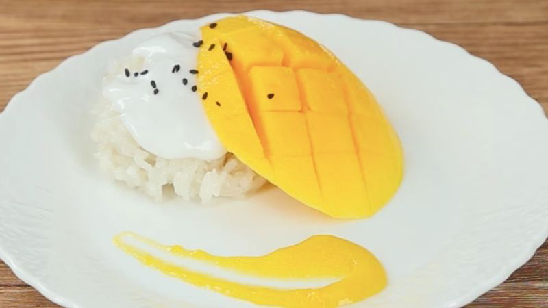 Thành phẩm món xôi xoài Thái Lan