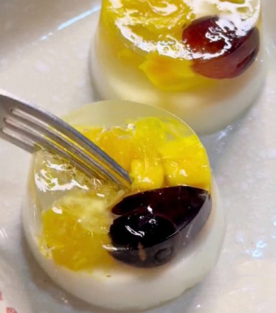 Thành phẩm món thạch sữa chua hoa quả