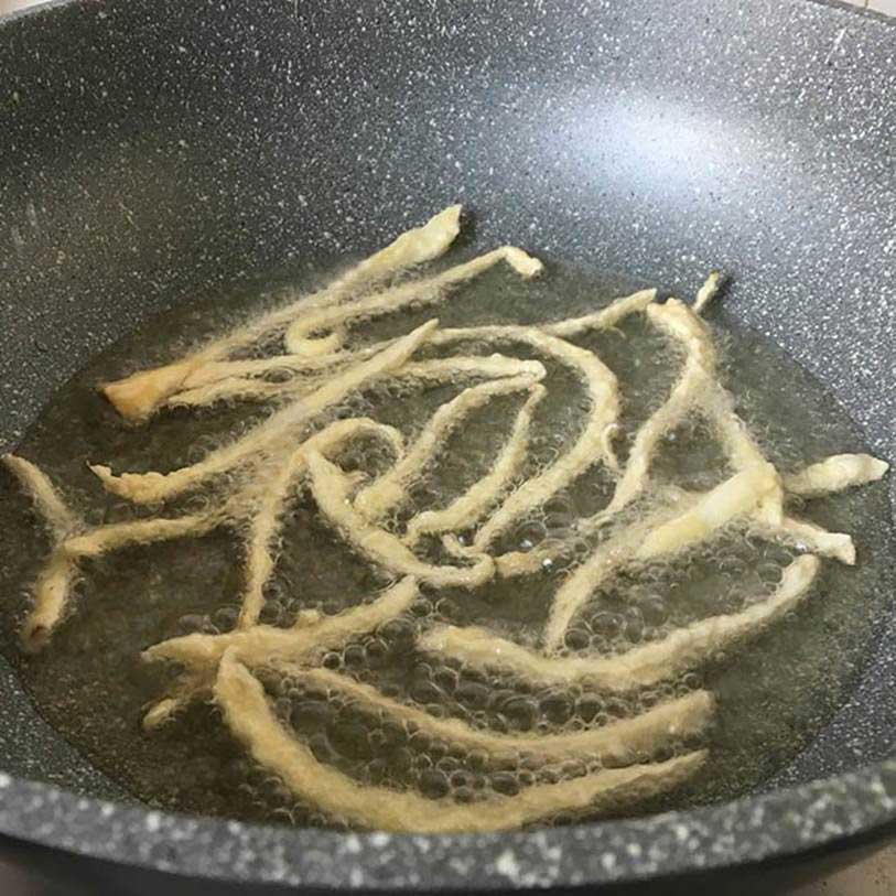 Chiên nấm đùi gà