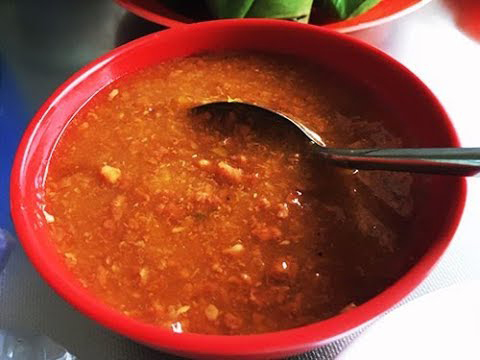 Thành phẩm nước chấm nem lụi đơn giản