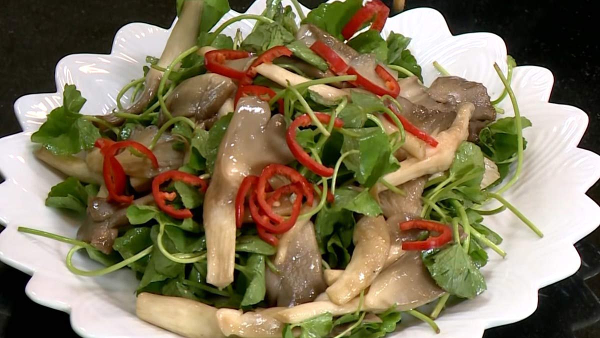 Thành phẩm món nộm rau má chay