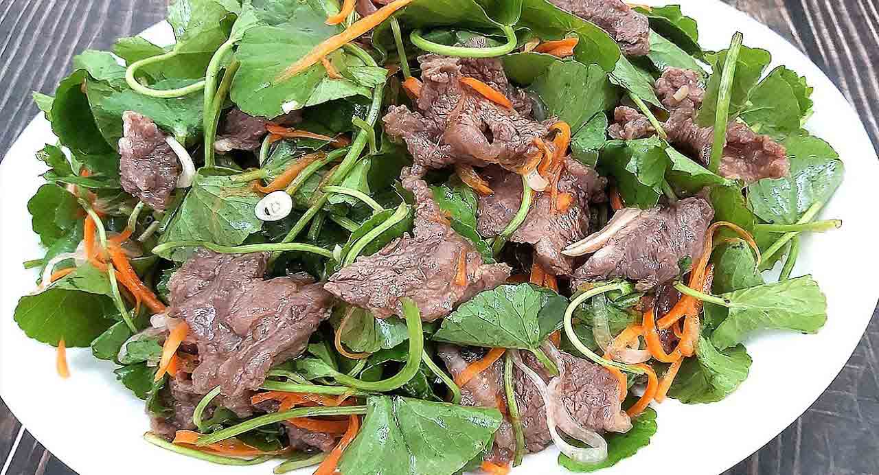 Thành phẩm món nộm rau má thịt bò