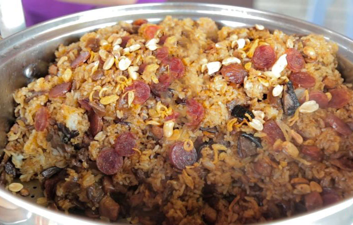 Trộn nhân và hấp