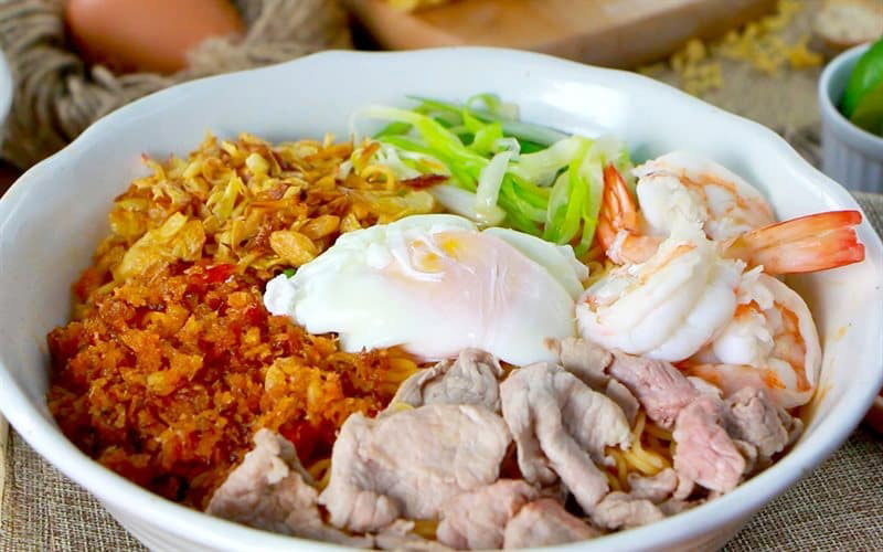 Cách làm mì trộn muối ớt