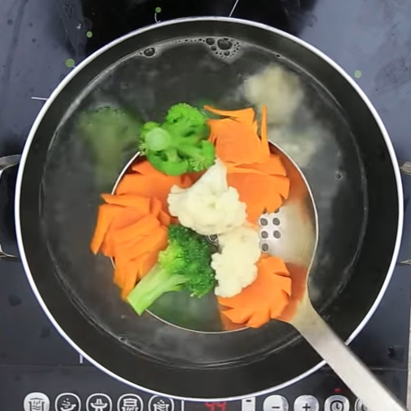 Nấu các nguyên liệu